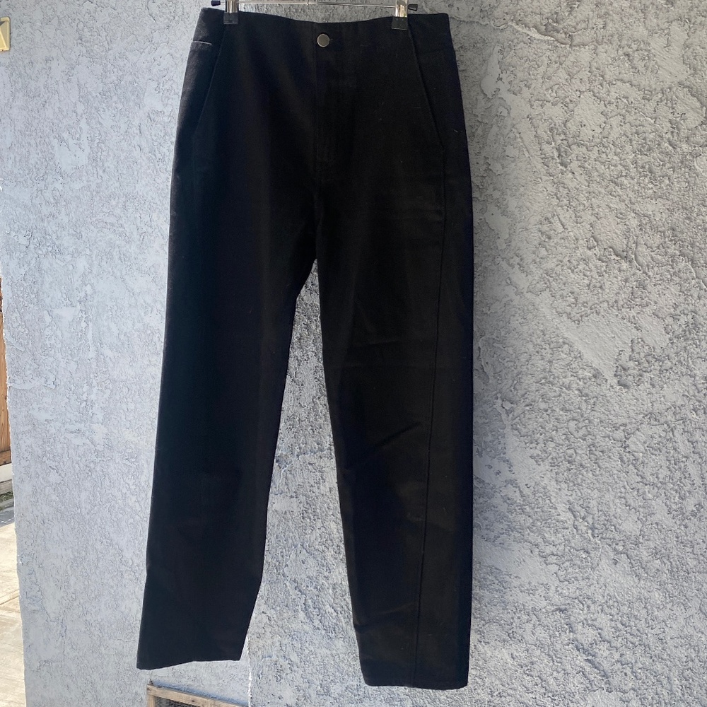 COS Twisted Tapered Leg High Rise Cropped Black Denim Pants (Size 26/28)